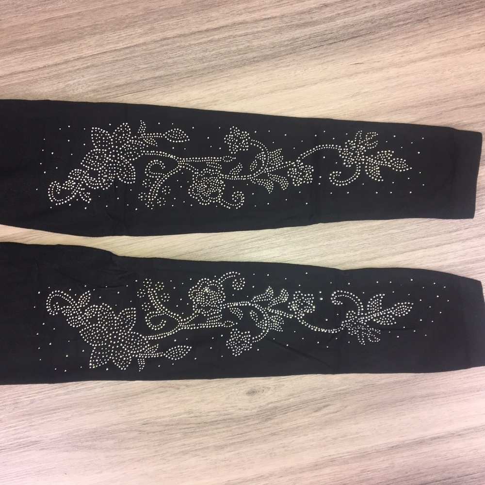 Black Rhinestone High Rise Leggings - Picture 3 of 8